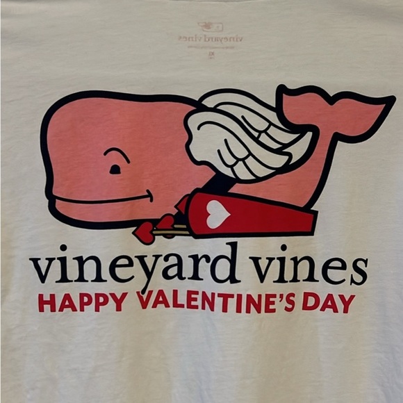 Vineyard Vines Valentine’s Day tshirt size XL 18 - Picture 4 of 6